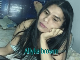 Allyka_browm