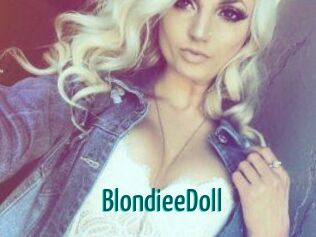 BlondieeDoll