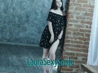 LauraSexySmile