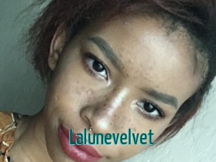 Lalunevelvet