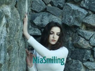 MiaSmiling