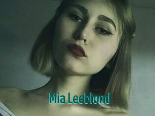 Mia_Leeblond