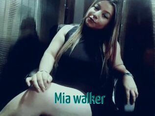 Mia_walker