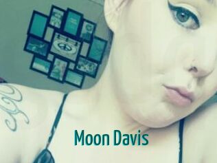 Moon_Davis