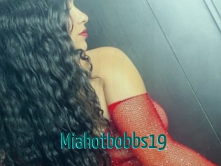 Miahotbobbs19