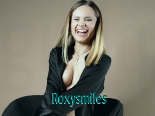 Roxysmiles