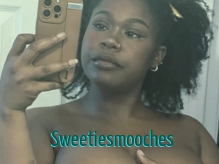 Sweetiesmooches